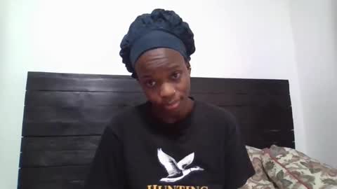 Snapshot of slim_l2 chatting on October 11, 11:25 pm slim_l2 online show from October 11, 11:25 pm