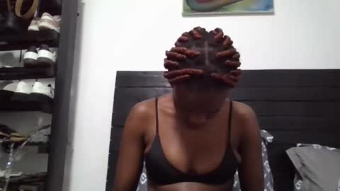 Snapshot of slim_l2 chatting on December 14, 11:42 pm slim_l2 online show from December 14, 11:42 pm