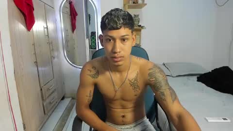 slim_master12 online show from December 4, 1:42 pm