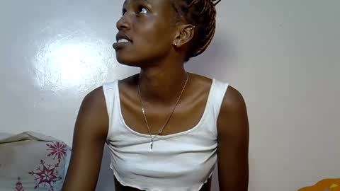 Snapshot of slim_shaddy01 chatting on November 18, 1:59 pm slim shaddy01 online show from November 18, 1:59 pm