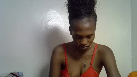 Snapshot of slim_shaddy01 chatting on November 29, 5:16 pm slim shaddy01 online show from November 29, 5:16 pm