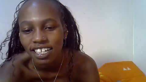 Snapshot of slim_shaddy01 chatting on November 30, 2:54 pm slim shaddy01 online show from November 30, 2:54 pm