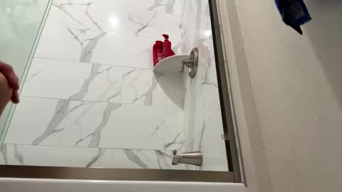 Snapshot of slimbuttniceguy chatting on January 1, 5:00 pm slimbuttniceguy online show from January 1, 5:00 pm