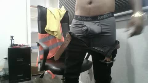 slimjimorange9 online show from May 16, 9:24 pm