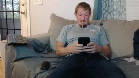 Snapshot of slimjp chatting on September 23, 8:34 pm slimjp online show from September 23, 8:34 pm