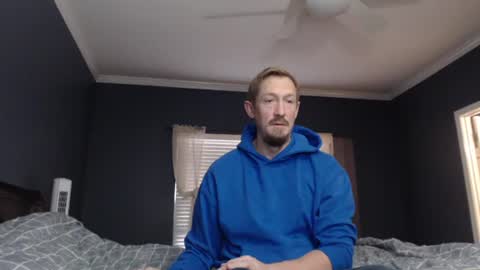 Snapshot of slimjp chatting on December 18, 2:45 pm slimjp online show from December 18, 2:45 pm