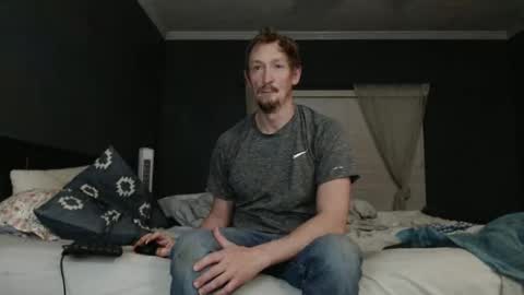 Snapshot of slimjp chatting on April 13, 3:56 am slimjp online show from April 13, 3:56 am