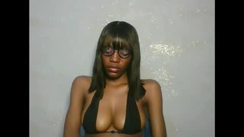 slimkatie__ online show from September 16, 3:46 pm