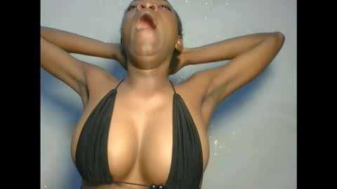 slimkatie__ online show from September 17, 6:37 am