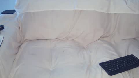 Snapshot of slimmy_goddess888 chatting on March 17, 8:06 am Slimmy god888 online show from March 17, 8:06 am