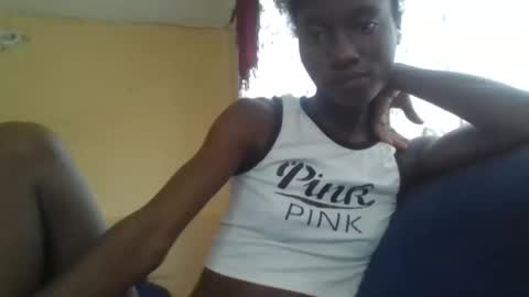 Snapshot of slimmy_petite123 chatting on September 11, 10:59 am Lizzy online show from September 11, 10:59 am