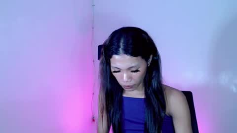 Snapshot of slimnaughty_angela chatting on July 27, 6:26 pm angela online show from July 27, 6:26 pm