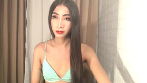 slimprettyjoira online show from June 29, 6:30 am