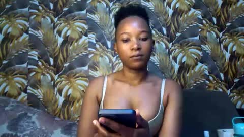 Snapshot of slimy_baiby chatting on October 5, 6:23 am slimy_baiby online show from October 5, 6:23 am