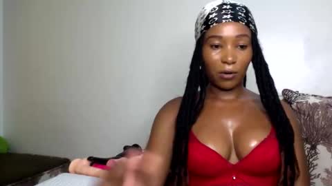 Snapshot of slimy_baiby chatting on February 6, 10:02 pm slimy_baiby online show from February 6, 10:02 pm