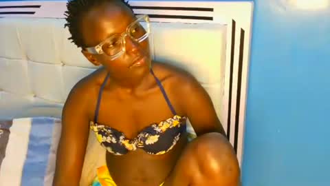 slimyeliza online show from February 6, 12:48 am