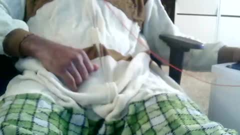 slipperyballs900 online show from February 3, 3:59 am