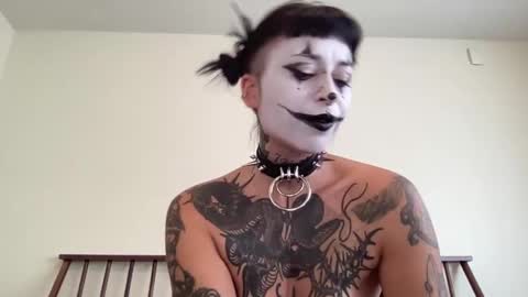 Snapshot of slopjob666 chatting on October 31, 3:57 pm Slopjob666 online show from October 31, 3:57 pm