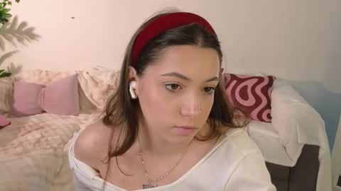 Emilia online show from March 12, 12:33 pm