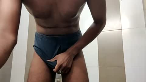 slowmooo_42069 online show from September 12, 7:14 pm