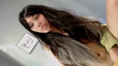 Snapshot of slut4attention chatting on May 28, 6:10 am slut4attention online show from May 28, 6:10 am