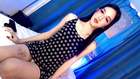 just call me aryana online show from December 5, 1:28 pm