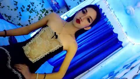 just call me aryana online show from January 9, 11:36 am