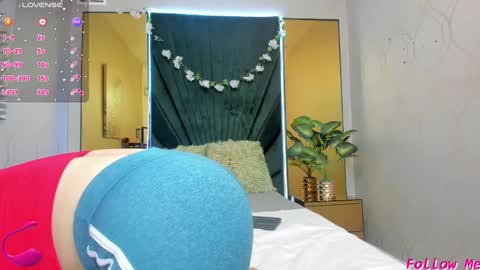 Paola  online show from December 20, 3:21 pm