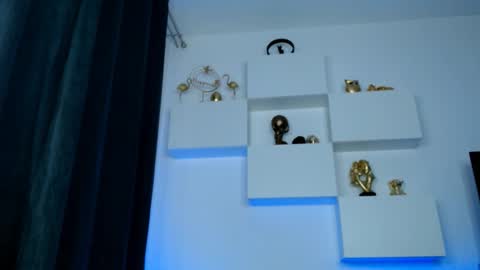 Ariana online show from December 18, 7:25 am