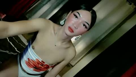 Snapshot of slutcums_kattie_69 chatting on December 5, 5:16 am slutcums_kattie_69 online show from December 5, 5:16 am