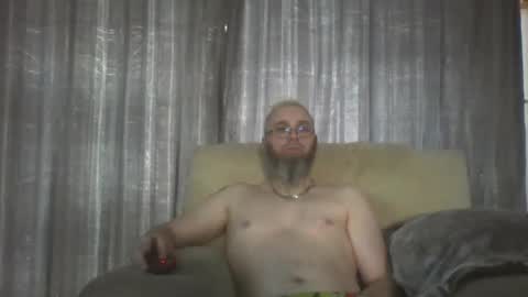 slutfucker20 online show from January 12, 10:45 am