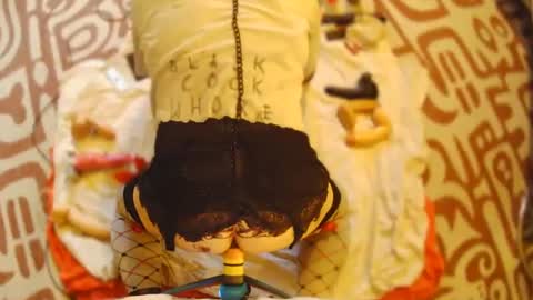 Snapshot of slutgurl_pdx chatting on March 6, 12:18 am slutgurl_pdx online show from March 6, 12:18 am