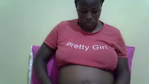 Snapshot of slutmeoutbb chatting on March 12, 9:34 am slutmeoutbb online show from March 12, 9:34 am