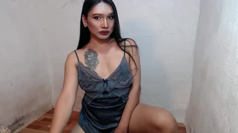 Snapshot of slutty_classyxx chatting on March 24, 3:39 pm Lovie online show from March 24, 3:39 pm
