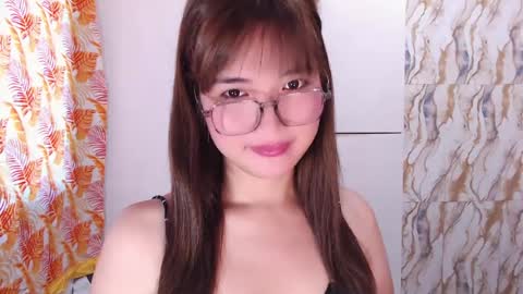 slutty_hannaxx online show from July 17, 11:20 pm
