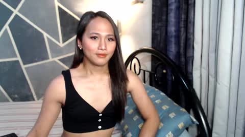 Snapshot of slutty_yesha chatting on January 29, 7:15 am Slutty yesha online show from January 29, 7:15 am