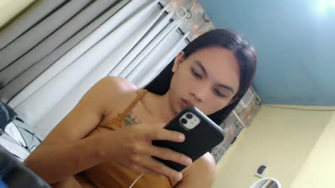 CHIE CHIE online show from June 22, 1:51 am