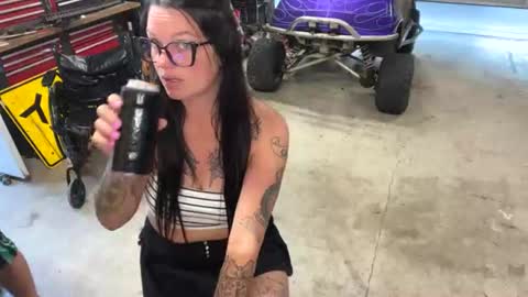 sluttycouple840 online show from June 25, 2:33 am