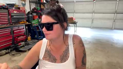sluttycouple840 online show from July 1, 1:29 am
