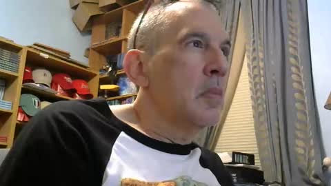 sluttyslave81 online show from December 19, 7:37 am