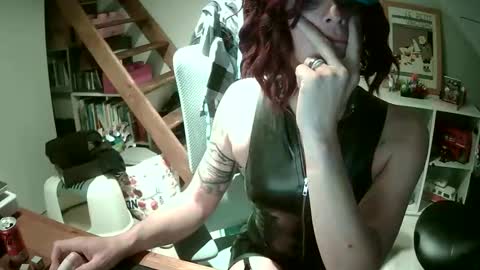 sluttytoy83 online show from March 30, 6:42 pm