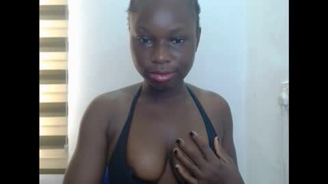 Snapshot of slutxcorn chatting on November 30, 9:02 am slutxcorn online show from November 30, 9:02 am