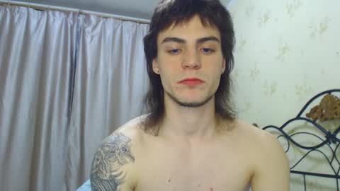 Gus online show from October 7, 3:42 pm