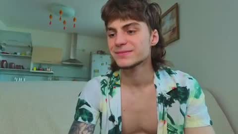 Gus online show from June 26, 9:46 am