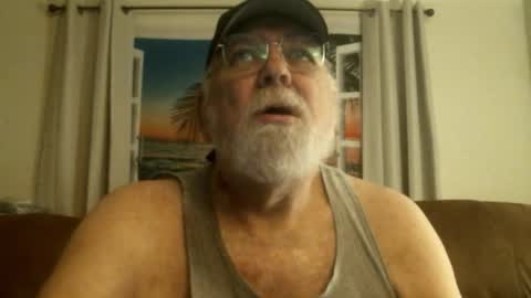 Snapshot of slydevil_sc chatting on March 7, 2:41 am Sly online show from March 7, 2:41 am