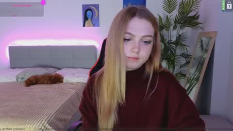 Emily online show from December 1, 11:25 pm