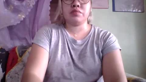 Lovewella online show from September 15, 2:33 am