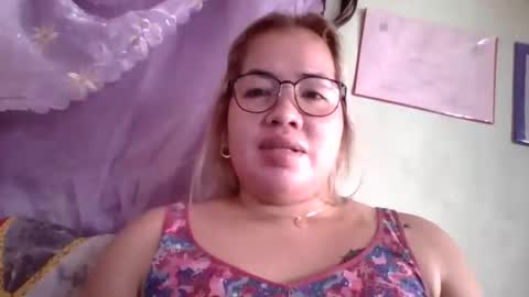 Lovewella online show from September 17, 4:36 am