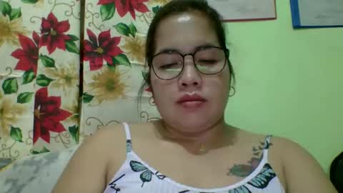 Lovewella online show from November 18, 2:21 pm