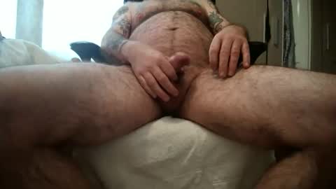Snapshot of smallcock4wetpussynass chatting on November 8, 11:32 am 4inch 4 wetpussy or ur ass online show from November 8, 11:32 am